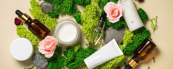 Wie wählt man Naturkosmetik aus? Entdecken Sie die Geheimnisse einer strahlenden Haut!
