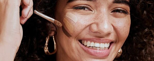Wie wählt man das richtige Make-up aus? Wir werden uns um Sie kümmern.